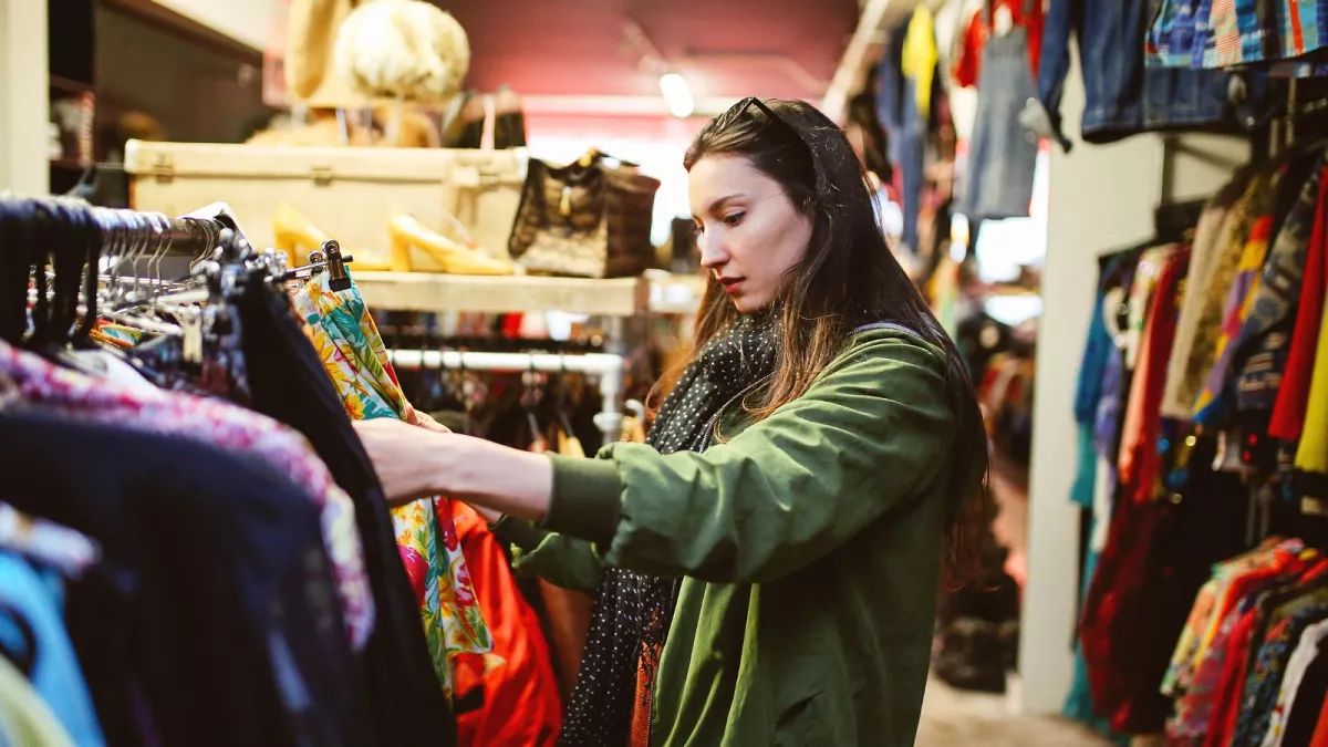 Second-Hand Shopping Tips: Building a Stylish Thrifted Wardrobe